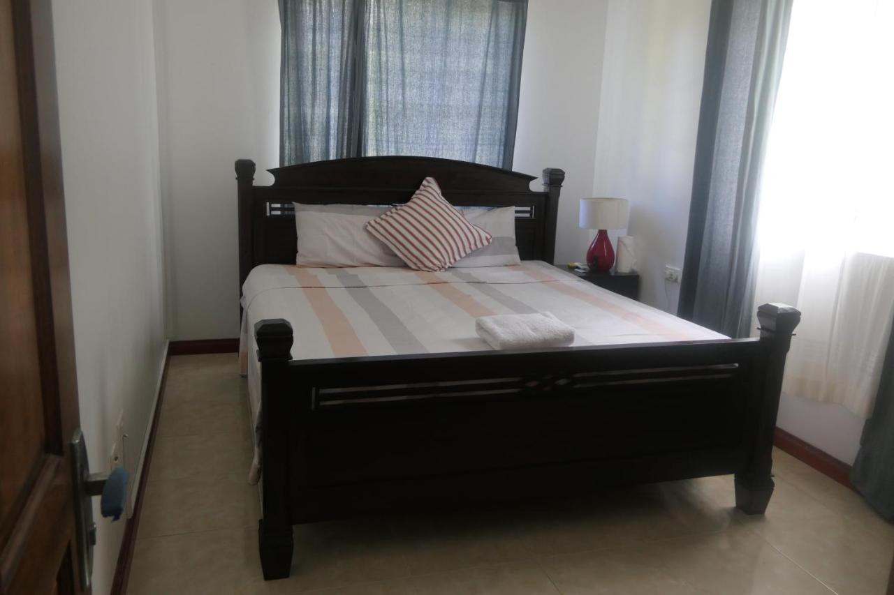 הוילה ויקטוריה Tropical Garden Self Catering מראה חיצוני תמונה