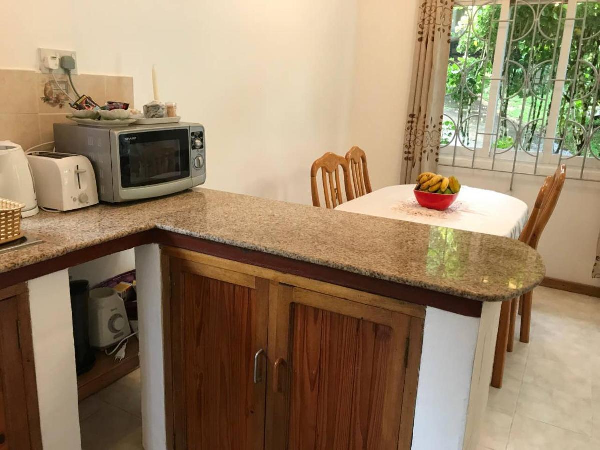 הוילה ויקטוריה Tropical Garden Self Catering מראה חיצוני תמונה